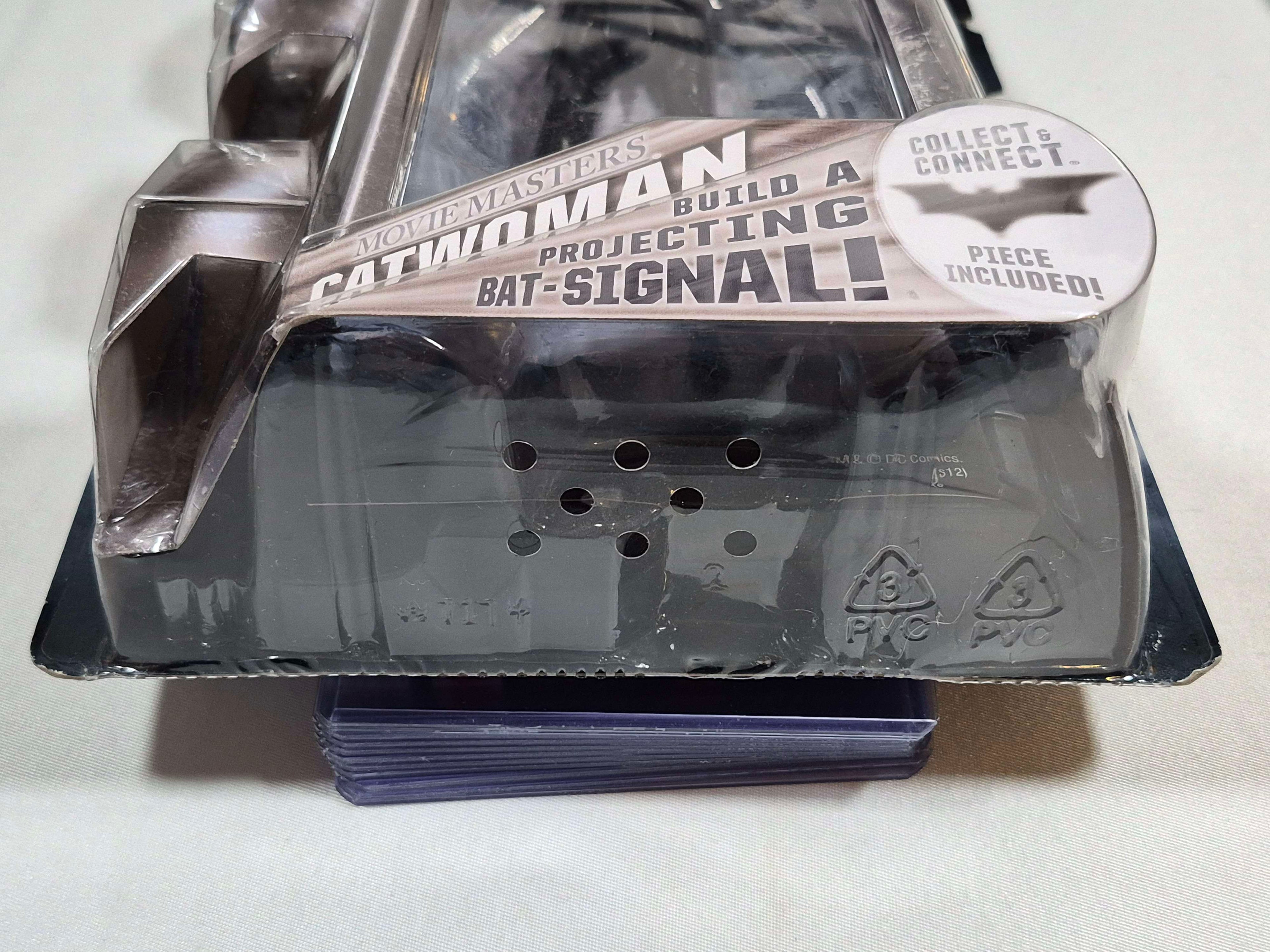 Mattel The Dark Knight Rises Movie Masters Catwoman Goggles Up Variant